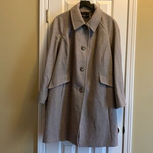 NWOT 3/4 length wool blend dress coat.